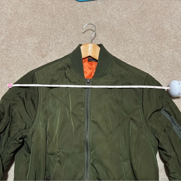 Green bomber jacket - Picture 6 of 8